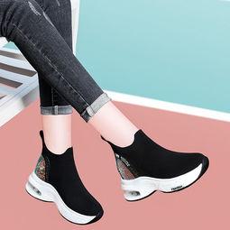 网红厚底内增高饼干鞋,时尚与舒适并存的新潮流鞋款