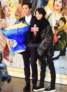 明星下体被照到的图片,意外曝光！明星隐私瞬间引发热议