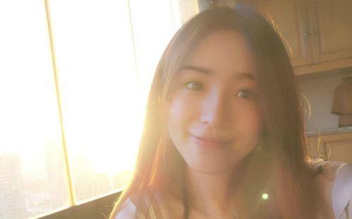 网红为啥很少关注别人了,揭秘为何他们逐渐减少对他人关注