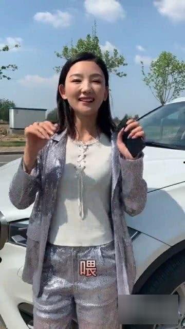 有病没病网红配相,揭秘网红“有病没病”的神秘配相之谜