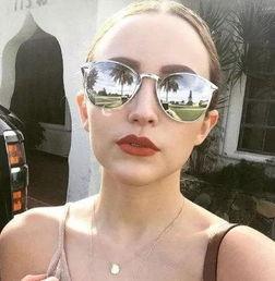 超大墨镜恶搞网红图,网红恶搞图带你笑翻天